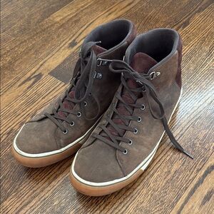 UGG Men’s 11.5 Brown and White Boots with Suede Finish